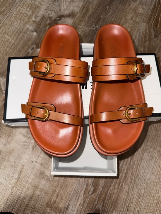 Steve Madden Shoes - Like New Steve Madden Zina Buckle Congac Leather Sandals